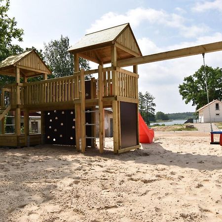 Ferienhaus Fuer Die Ganze Familie - Kamin-Sauna-See Krakow am See Kültér fotó
